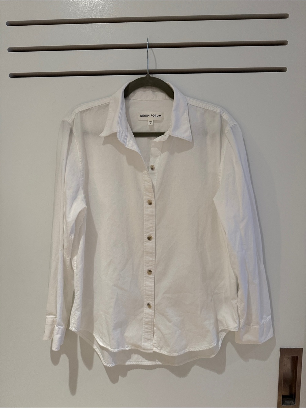 Denim Forum White Classic Cotton Button-Down Shirt